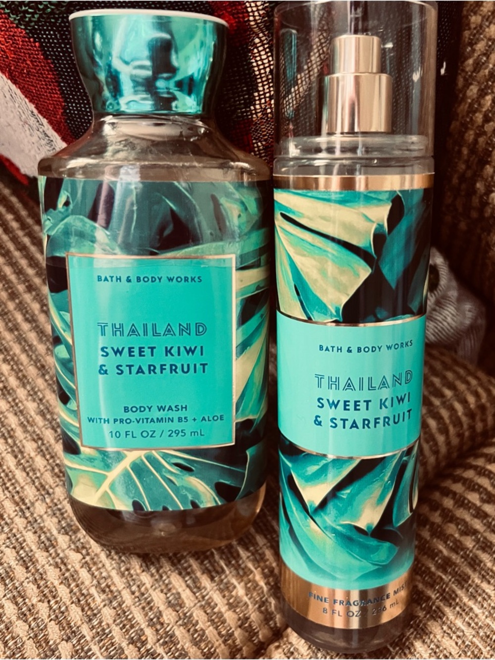 Bath & Body Works Sweet Kiwi & Starfruit Body Wash & Mist - Teal